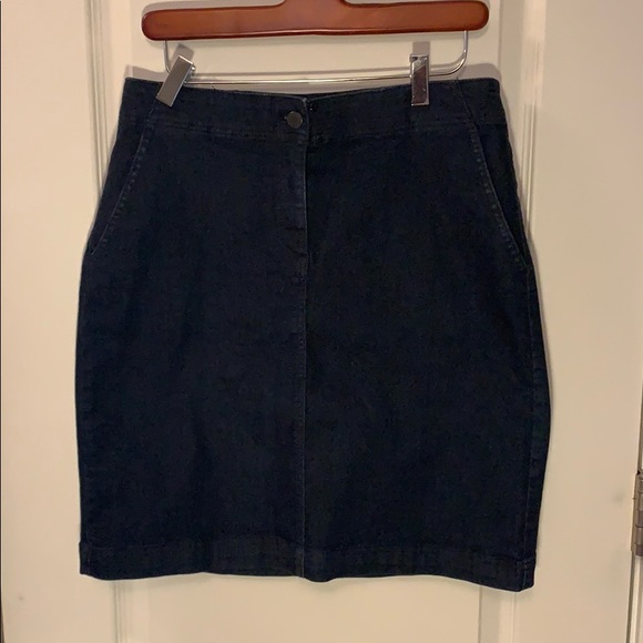 Talbots Dresses & Skirts - Denim skirt women’s size 6 Talbots